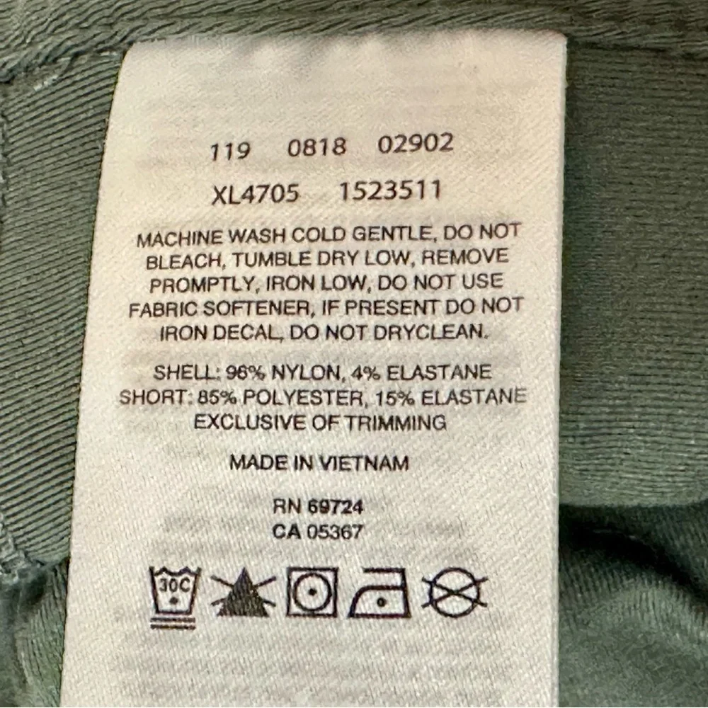 Columbia Omni-Shield Skort in Dark Olive Outdoors Hiking Quick Dry Sporty